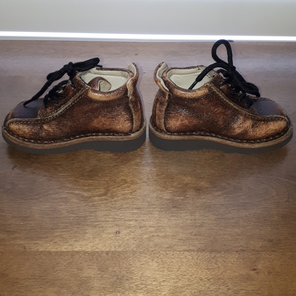 Chicco Leather Ankle Toddler Boots - Picture 5 of 9